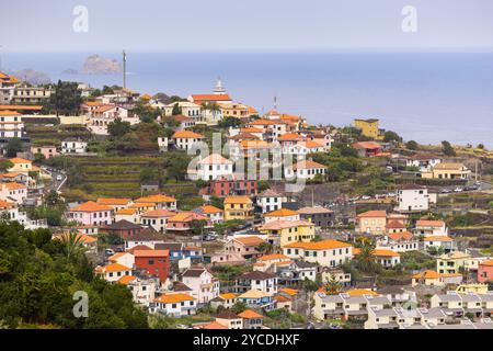 Farbenfrohes Dorf Seixal an der Küste der Insel Madeira, Portugal Stockfoto