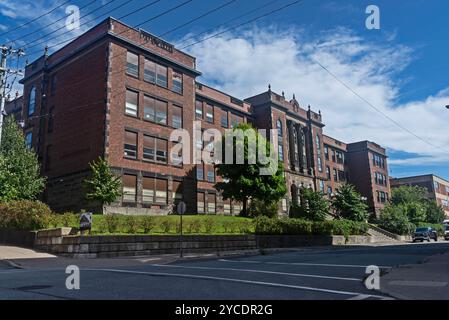 Die Saint John High School in der Prince William Street ist die älteste öffentlich finanzierte Schule Kanadas. Stockfoto