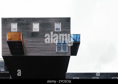 Amsterdam, Niederlande, 08. August 2016: WoZoCo ist ein Projekt von MVRDV Architects, das 100 Einzimmerwohnungen für Senioren in Amsterdam bereitstellen soll. Das b Stockfoto