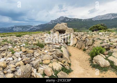 Megalithic Dolmen Alto de la Huesera in der Provinz Alava, Spanien, Europa Stockfoto