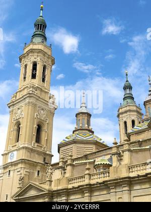 Basilika und Kathedrale El Pilar, Saragossa, Spanien. Stockfoto