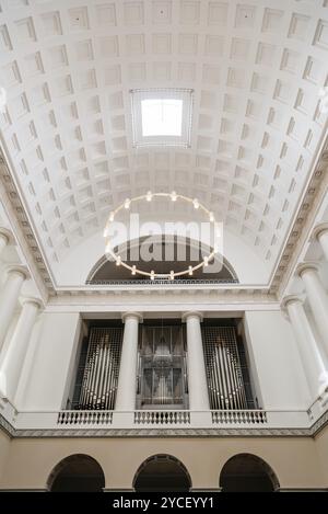 Kopenhagen, Dänemark, 10. August 2016. Innenansicht der Kirche unserer Lieben Frau, der Kathedrale von Kopenhagen. Es liegt auf Frue Plads und neben t Stockfoto