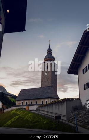 Kirche in Lech am Arlberg, Österreich, Stockfoto