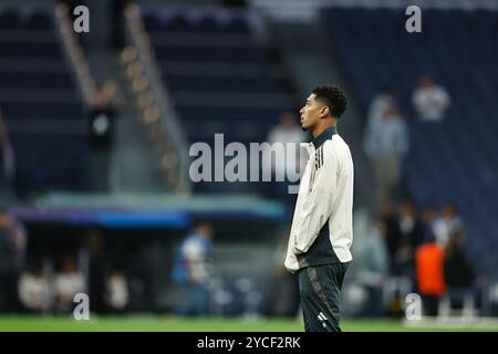 Madrid, Spanien. Oktober 2024. Jude Bellingham (Real) Fußball/Fußball : UEFA Champions League Phase Spiel Tag 3 zwischen Real Madrid CF 5-2 Borussia Dortmund im Estadio Santiago Bernabeu in Madrid, Spanien . Quelle: Mutsu Kawamori/AFLO/Alamy Live News Stockfoto