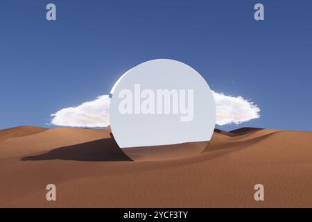 Ein großer weißer Kreis spiegelt sich am Himmel über einer Wüstenlandschaft wider Stockfoto