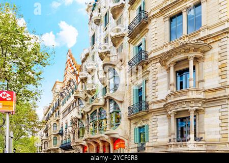 BARCELONA, Spanien - 4. September 2014: Außenansicht Gaudís Schöpfung-Haus Casa Batlo. Das Gebäude, das jetzt Casa Batllo wurde 1877 von Antoni gebaut. Stockfoto