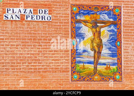 Sevilla, Spanien - 08. Juni 2017 : Bild von Mosaic Keramik-Platten aus farbigen Fliesen an den Wänden des Hauses in Sevilla. Spanien. Stockfoto