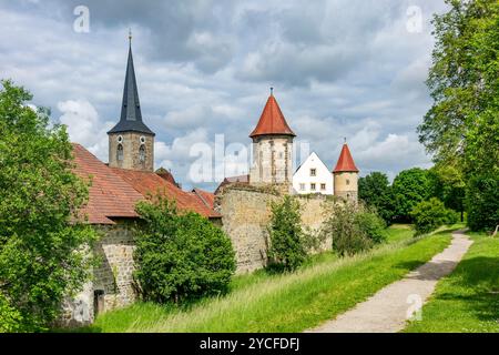 Deutschland, Bayern, die Stadt Seßlach mit ihrem außergewöhnlich gut erhaltenen mittelalterlichen Stadtbild gilt auch als das Juwel der Region Coburg Stockfoto