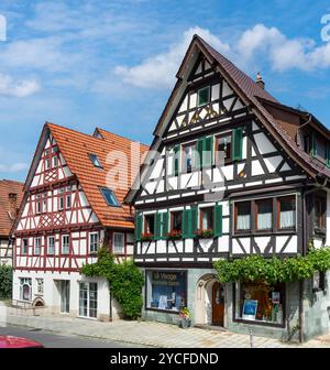 Deutschland, Baden-Württemberg, Dettingen an der Erms, Fachwerkhäuser in der Metzinger Straße Stockfoto