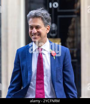 Ed Miliband, Staatssekretär für Energiesicherheit und Net Zero, in der Downing Street zu einer Kabinettssitzung. Stockfoto