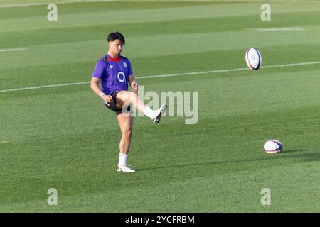 Girona, Spanien, 23. Oktober 2024 - Marcus Smith Training im Elite Männer England Rugby Trainingscamp Camiral Wellness Club, Girona Credit: Howard Sayer/Alamy Live News Stockfoto