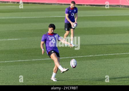 Girona, Spanien, 23. Oktober 2024 - Marcus Smith Training im Elite Männer England Rugby Trainingscamp Camiral Wellness Club, Girona Credit: Howard Sayer/Alamy Live News Stockfoto