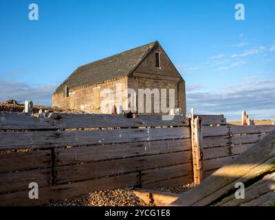 Das Mary Stanford Rettungsboothaus in Winchelsea, Rye, dient als ergreifendes Denkmal für die Rettungsbootbesatzung, die auf tragische Weise auf See umgekommen ist Stockfoto