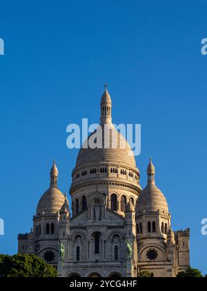 Dawn, Basilique du Sacré-Cœur de Montmartre, Montmartre, Paris, Frankreich, Europa, EU. Stockfoto