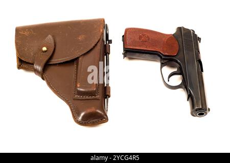 Russische 9-mm-Pistole und Holster Stockfoto