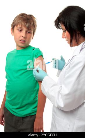 Arzt-Patienten-Injektion zu geben Stockfoto