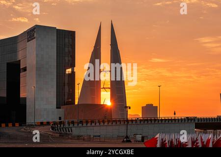 Wolkenkratzer und Skyline von Manama City Bahrain Stockfoto