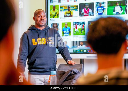 Amsterdam, Niederlande. Oktober 2024. AMSTERDAM, 23-10-2024, Saison 2024/2025, Fußball, Porträt von Ruben Ligeon. Beschreibung: Pro Shots/Alamy Live News Stockfoto