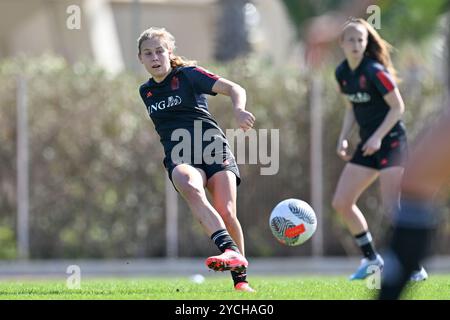 Heraklion, Griechenland. Oktober 2024. Jarne Teulings (18) aus Belgien, die während des Spieltags-2-Trainings vor einem Spiel zwischen den Nationalmannschaften Griechenlands und Belgiens im ersten Play-off der UEFA-Qualifikationsrunde für Frauen 2023-24 am Mittwoch, den 23. Oktober 2024, in Heraklion, Griechenland, dargestellt wurde. Quelle: Sportpix/Alamy Live News Stockfoto