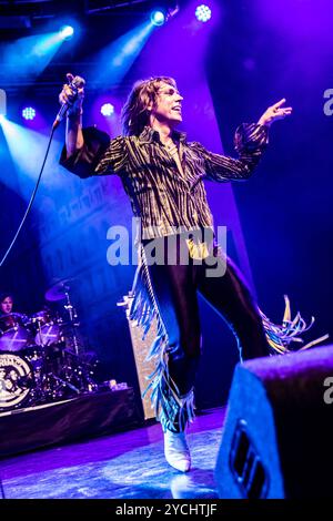 Mailand Italien - 21. oktober 2024. Die britische Rockband THE STRUTS tritt live auf der Bühne von Fabrique während der „Grand Union Tour“ auf. Stockfoto