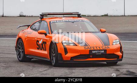 Hockenheim, Deutschland. Oktober 2024. Safety Car, 20.10.2024, Hockenheim (Deutschland), Motorsport, Porsche Carrera Cup Deutschland, Hockenheimring 2024 Credit: dpa/Alamy Live News Stockfoto