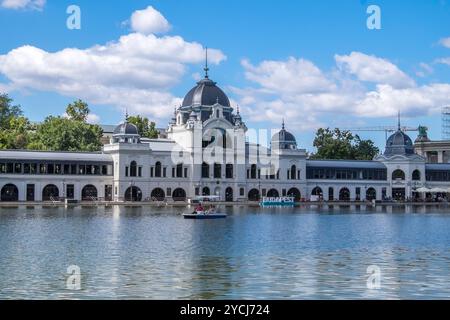 City Park Ice Rink und Bootstouren in Budapest, Ungarn Stockfoto