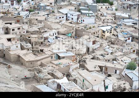 Leh Stadt. Architektur der alten Hauptstadt des Budhhist-Ladakh-Königreich im Himalaya. Indien, Ladakh, Jammu Kaschmir Stockfoto