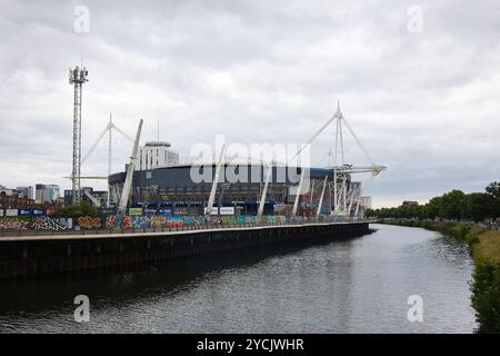 Wales, Cardiff - 30. Juni 2024: Blick über den Cardiff Arms Park bis zum Millennium Stadium. Stockfoto