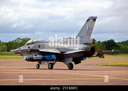 Hellenic (griechisch) Airforce Lockheed Martin F-16D Fighting Falcon (028) beim Royal International Air Tattoo 2024 50. Jahrestag der F-16 Stockfoto