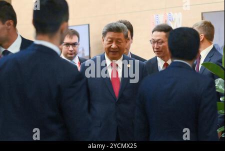 Kasan, Russland. Oktober 2024. Der chinesische Präsident Xi Jinping trifft am zweiten Tag des 16. BRICS-Gipfels im Kasaner Kreml am 23. Oktober 2024 in Kasan, Tatarstan, Russland ein. Quelle: Grigori Sysoev/Brics-Russia2024.Ru/Alamy Live News Stockfoto