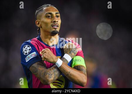 Barcelona, Barcelona, Spanien. Oktober 2024. Raphael DIAS BELLOLI (Raphinha) aus Barcelona feiert sein Tor beim Spiel der UEFA Champions League, League Phase MD3 zwischen FC Barcelona und FC Bayern München am 23. Oktober 2024 in Barcelona. (Kreditbild: © Matthieu Mirville/ZUMA Press Wire) NUR REDAKTIONELLE VERWENDUNG! Nicht für kommerzielle ZWECKE! Stockfoto