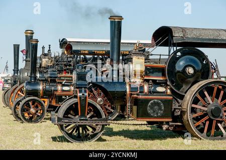 Dampflokomotiven auf der Ackworth Classic Vehicle Rally, West Yorkshire, Großbritannien im Jahr 2005 Stockfoto