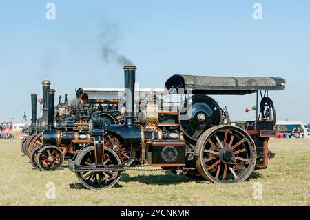 Dampflokomotiven auf der Ackworth Classic Vehicle Rally, West Yorkshire, Großbritannien im Jahr 2005 Stockfoto