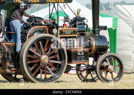 Dampflokomotiven auf der Ackworth Classic Vehicle Rally, West Yorkshire, Großbritannien im Jahr 2005 Stockfoto