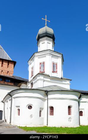 Kirche der Fürbitte der Heiligen Jungfrau im Nowgoroder Kreml, Russland Stockfoto