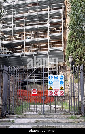 Sicherheit auf der Baustelle Stockfoto