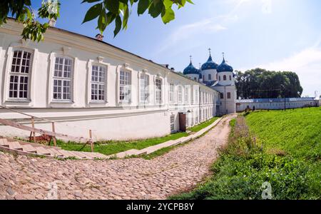 St.-Georgs Kloster in Weliki Nowgorod, Russland Stockfoto