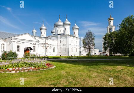 St.-Georgs Kloster in Weliki Nowgorod, Russland Stockfoto