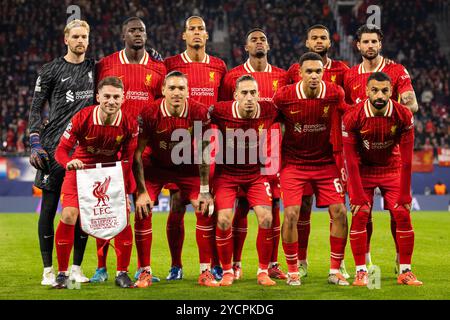 Leipzig, Deutschland. Oktober 2024. Das Startelf von Liverpool für das UEFA Champions League-Spiel zwischen RB Leipzig und Liverpool in der Red Bull Arena in Leipzig. Quelle: Gonzales Photo/Alamy Live News Stockfoto