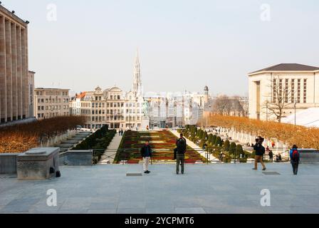 Brüssel, Belgien - März 16: Monts des Arts und Skyline von Brüssel, Hauptstadt von Belgien am 16. März 2015 Stockfoto