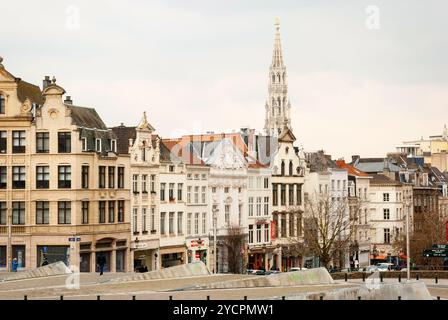 Brüssel, Belgien - März 15: Monts des Arts und Skyline von Brüssel, Hauptstadt von Belgien am 15. März 2015 Stockfoto