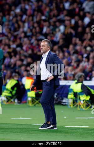 Barcelona, Spanien. Oktober 2024. Hansi Flick im Spiel der UEFA Champions League zwischen dem FC Barcelona und dem FC Bayern München bei den Estadi Olimpic Lluis Companys. Quelle: Christian Bertrand/Alamy Live News Stockfoto