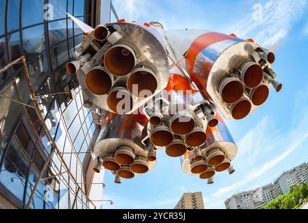 Raketentriebwerk vom Typ Sojus. Sojus Trägerrakete ist die am häufigsten verwendete Trägerrakete der Welt Stockfoto