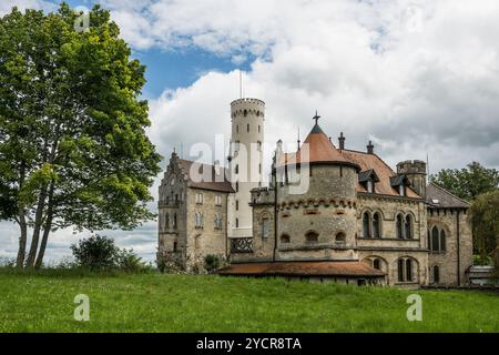 Schloss Lichtenstein, Honau, Schwäbische Alb, Baden-Württemberg, Deutschland Stockfoto