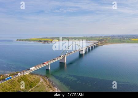 Blick auf die Fehmarnsund-Brücke, Fehmarninsel, Schleswig-Holstein, Deutschland Stockfoto