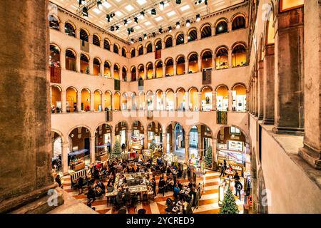 Fondaco dei Tedeschi, Kaufhaus in Venedig, Venetien, Italien Stockfoto