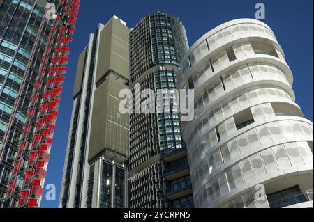 16. September 2018, Sydney, New South Wales, Australien, Ein Blick auf moderne Wohngebäude in der Anadara Residence, Bürotürme und Restaurants entlang der Stockfoto