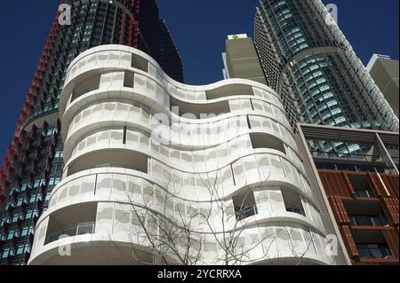 16. September 2018, Sydney, New South Wales, Australien, Ein Blick auf moderne Wohngebäude in der Anadara Residence, Bürotürme und Restaurants entlang der Stockfoto