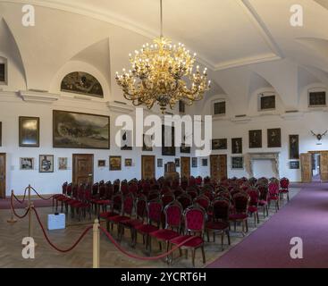 Bojnice, Slowakei, 26. September 2022: Blick auf die Hunyadi Halle im historischen Schloss Bojnice in der Slowakei, Europa Stockfoto