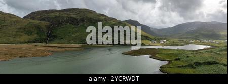 Eine Panorama-Drohnenlandschaft von Loughros Beg Bay und Maghera Beach bei Ardara in Country Donegal im Nordwesten Irlands Stockfoto